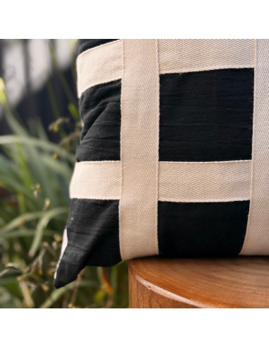 Combo de Almohadones - Candelaria Tusor Negro  Cinta Hilera Cuadrille