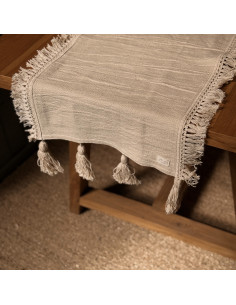 Camino de Mesa -   Panamá Borlas Crochet