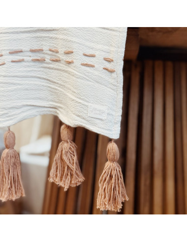 Camino de Mesa -   Panamá Pespunte Central y Borlas