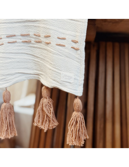 Camino de Mesa -   Panamá Pespunte Central y Borlas